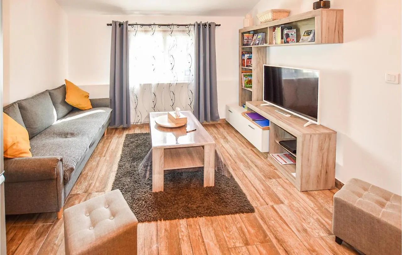 Amazing Apartment In Avignon 0*,  Francie