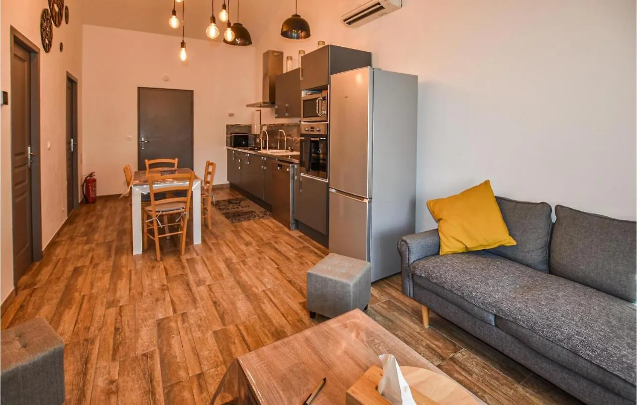 Amazing Apartment In Avignon Francie
